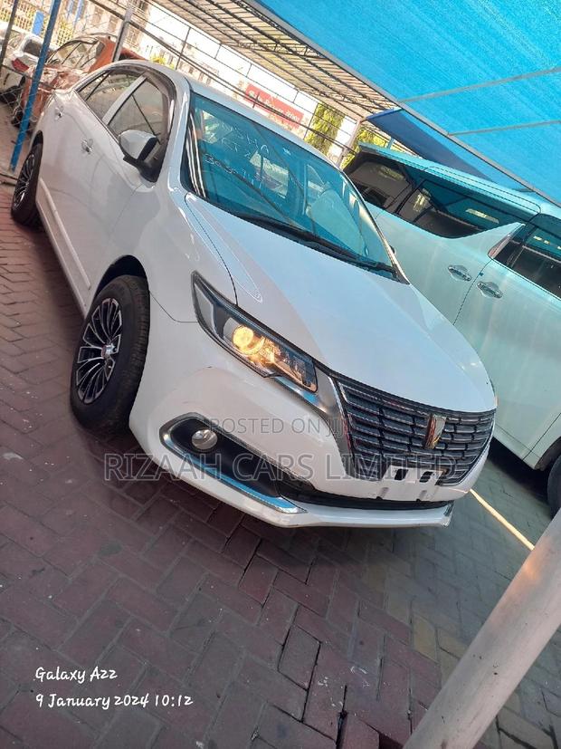 Toyota Premio 2017 White