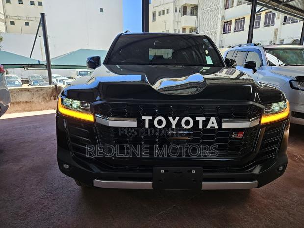 Matt Black 2022 Toyota Land Cruiser Prado: Off-Road Ready Luxury