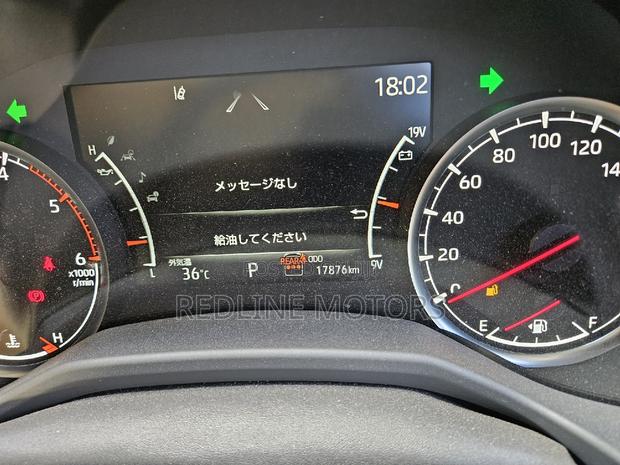 2021 Toyota Land Cruiser - White Model