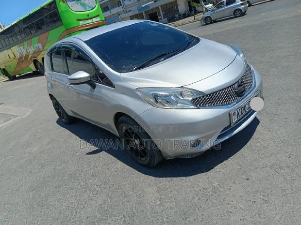 Pre-owned 2015 Nissan Note Silver - Excellent Condition
