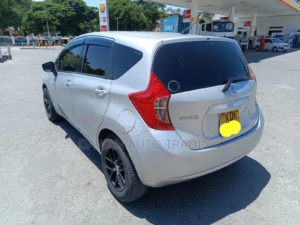 Pre-owned 2015 Nissan Note Silver - Excellent Condition