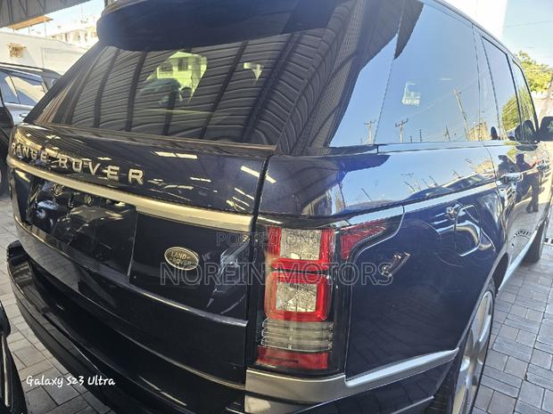 2018 Land Rover Range Rover Vogue Blue - High-End SUV Available