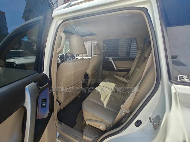2011 Toyota Land Cruiser Prado 2.7 i: Pearl Edition SUV for Sale