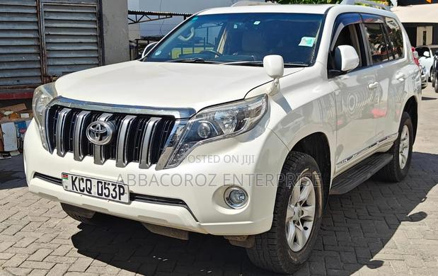 2011 Toyota Land Cruiser Prado 2.7 i: Pearl Edition SUV for Sale