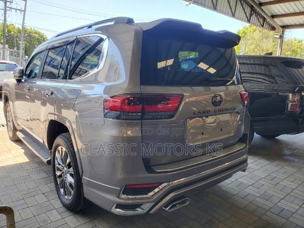 2023 Toyota Land Cruiser Gold: Two Exclusive Variants Unveiled