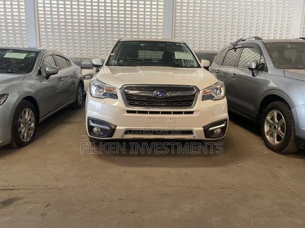 Subaru Forester 2.5i Limited AWD 2017 White
