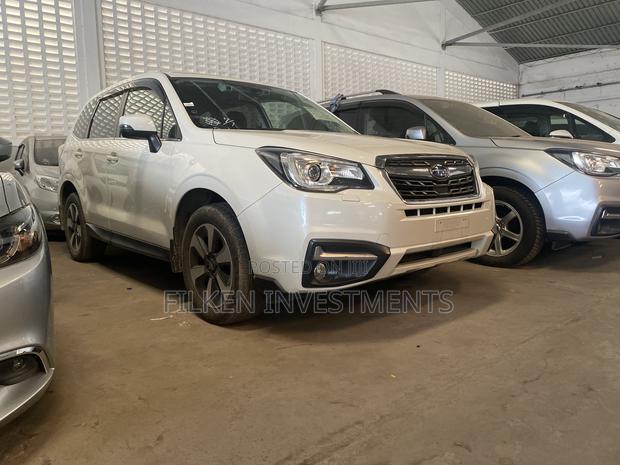 Subaru Forester 2.5i Limited AWD 2017 White