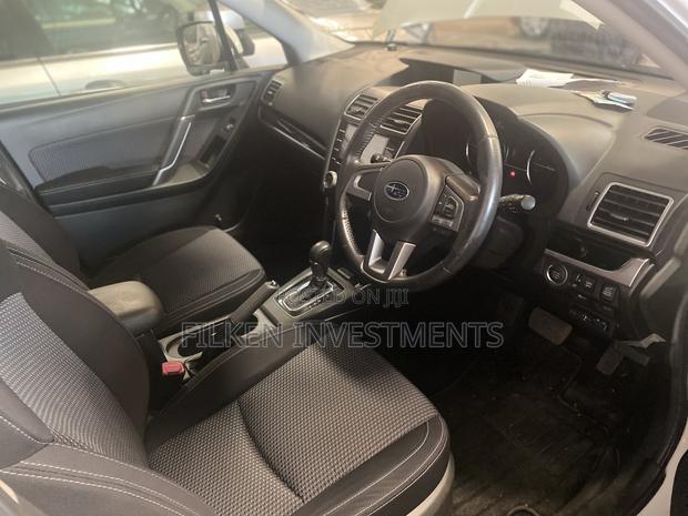 Subaru Forester 2.5i Limited AWD 2017 White