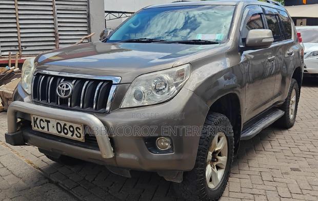 2011 Toyota Land Cruiser Prado 3.0 TD Gold
