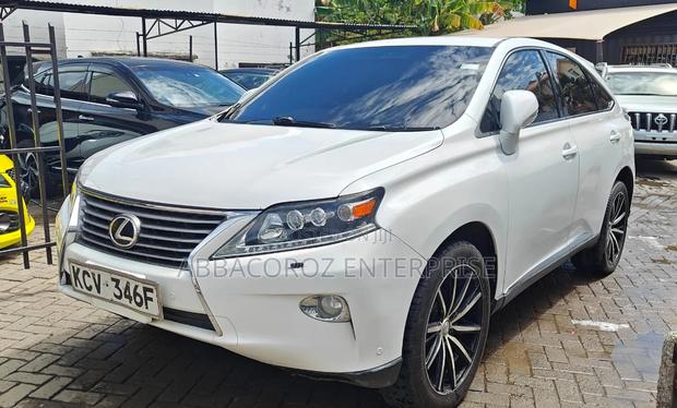 2012 Lexus RX 270 Off-White: Sophisticated Style, Unmatched Comfort