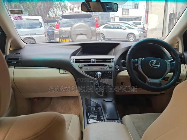 2012 Lexus RX 270 Off-White: Sophisticated Style, Unmatched Comfort