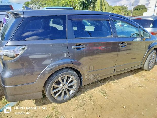 Toyota Wish 2017 Gray
