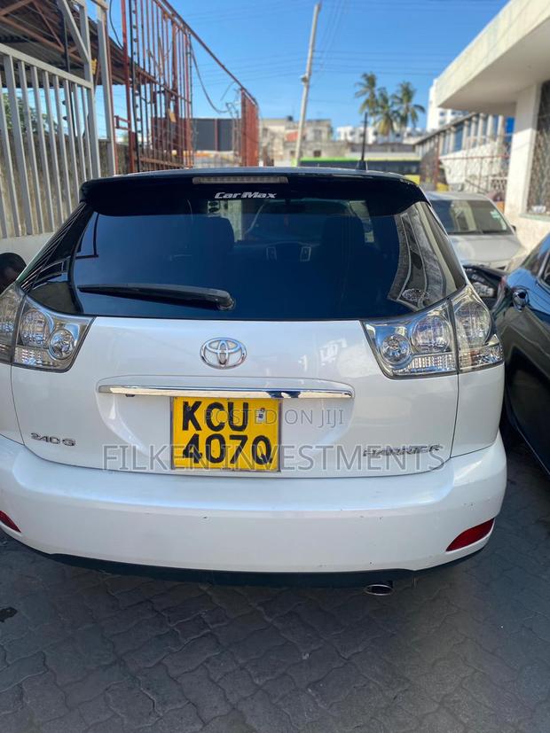 Used 2013 Toyota Harrier 2.4 - White, Luxury SUV for Sale