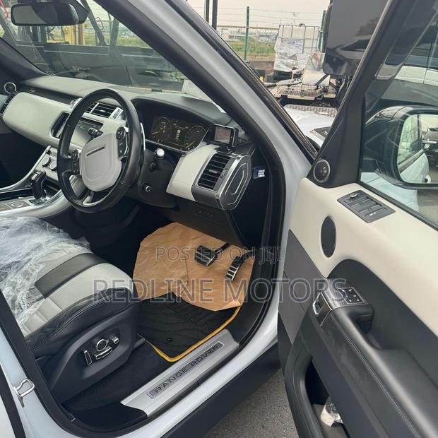 2017 White Land Rover Range Rover Sport SVR 4x4 - Powerful 5.0L 8-cylinder Engine