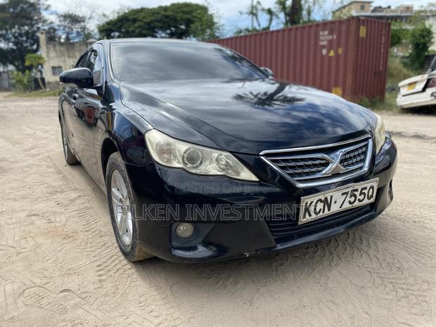 Pre-Owned 2011 Toyota Mark X 2.5 RWD Black - Premium Quality