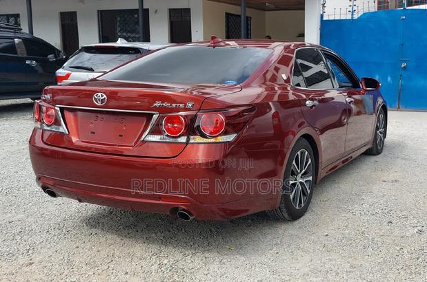 2017 Toyota Crown in Red: Sophisticated Performance