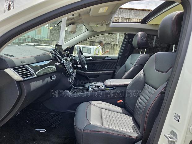 Mercedes-Benz GLE-Class GLE 350d 4MATIC 2018 Pearl