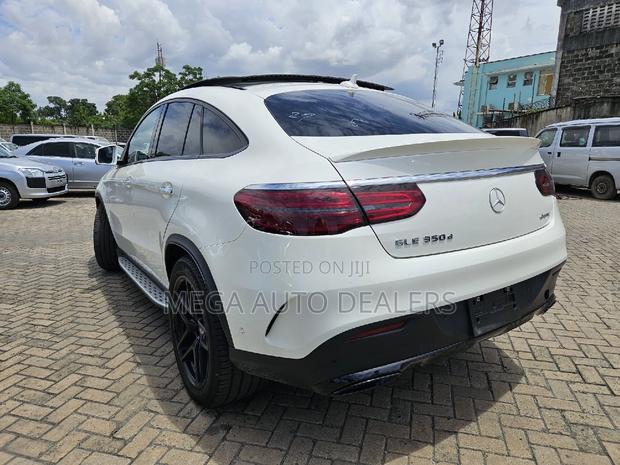 Mercedes-Benz GLE-Class GLE 350d 4MATIC 2018 Pearl