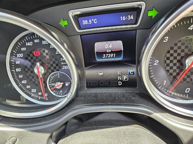 2018 White Mercedes-Benz GLE 350d 4MATIC - Premium Edition
