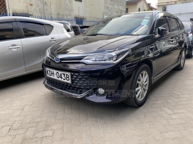 Toyota Corolla Fielder 2020 Black