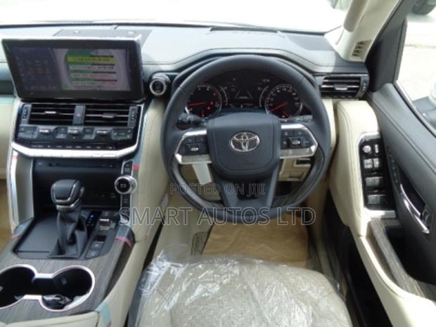 New Pearl Edition 2023 Toyota Land Cruiser: Unmatched Capability