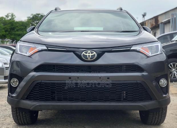 Toyota RAV4 2016 Gray