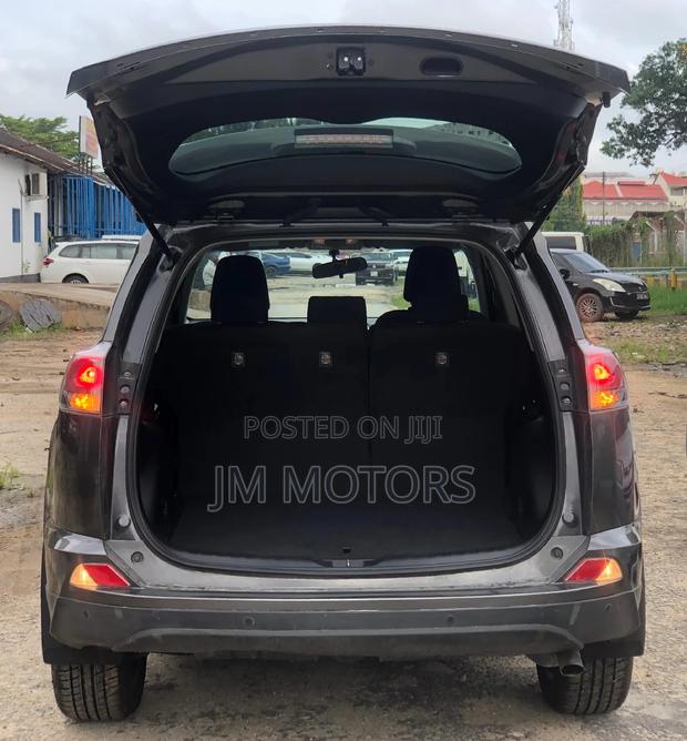 Toyota RAV4 2016 Gray