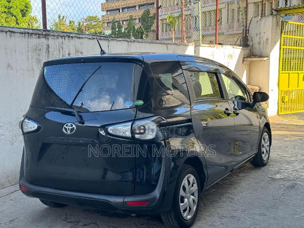 2016 Toyota Sienta Black - Used, Excellent Condition