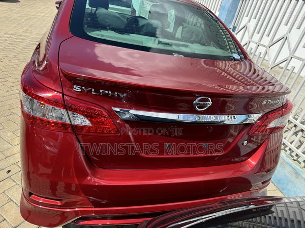 2017 Nissan Bluebird Red: The Perfect Blend of Style and Power