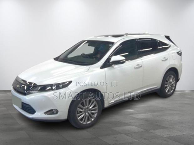2017 Toyota Harrier Pearl SUV - Quality Pre-Owned
