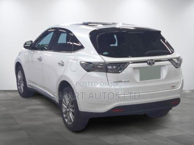 2017 Toyota Harrier Pearl SUV - Quality Pre-Owned