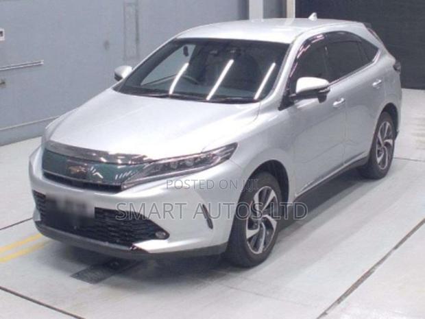 Silver 2017 Toyota Harrier - Stylish SUV for Adventure