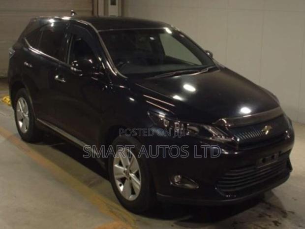 2017 Toyota Harrier in Black: Sophisticated SUV