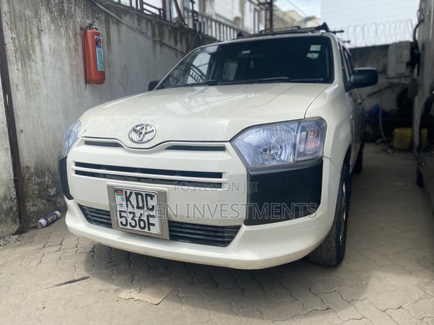 Premium White Toyota Succeed SV 2014 - Compact SUV with Style