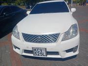 2012 Toyota Crown Off White for Sale - 2 Different Variants for sale