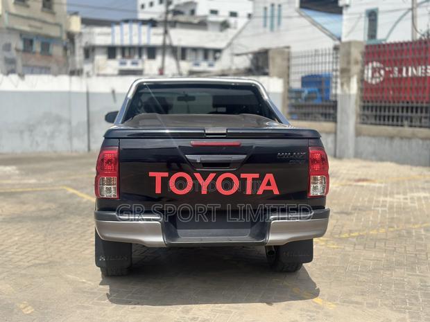 2016 Toyota Hilux Black Edition: Unmatched Performance