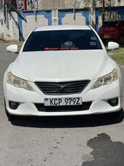 2010 Toyota Mark X - White, Used Luxury Sedan for Sale for sale