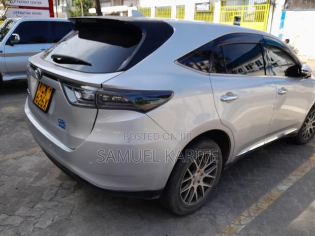 2014 Toyota Harrier Silver - Spacious & Stylish SUV