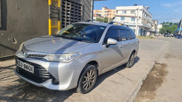 2016 Toyota Corolla Fielder: Affordable Luxury Family SUV