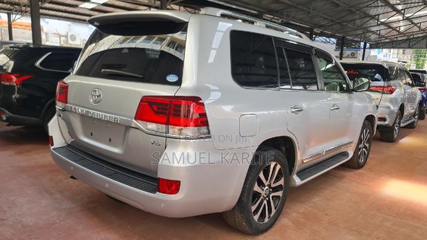 2017 Silver Toyota Land Cruiser: The Ultimate Off-Road Experience