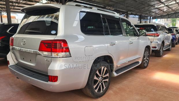 2017 Silver Toyota Land Cruiser: The Ultimate Off-Road Experience