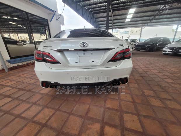 2018 Toyota Crown - White, Powerful and Versatile