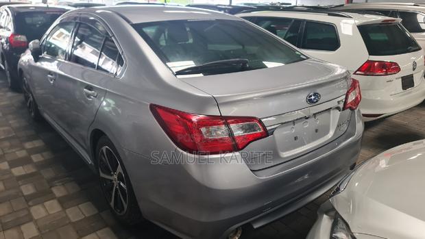 2017 Subaru Legacy Silver - Comfortable Ride