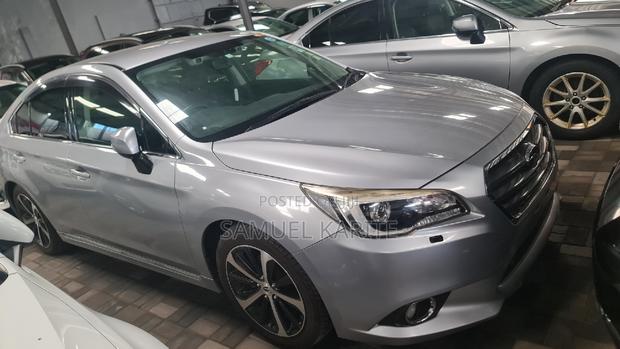 2017 Subaru Legacy Silver - Comfortable Ride