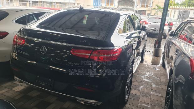 2019 Mercedes-Benz GLE-Class Black Edition: Modern SUV