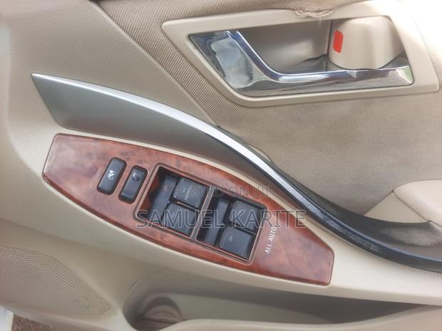 2014 Toyota Premio White Hybrid Wagon