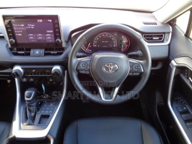 2020 Toyota RAV4 in Blue: Spacious Compact SUV
