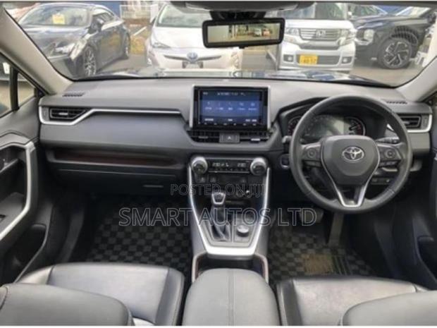 2020 Blue Toyota RAV4: Powerful Compact SUV for Modern Lifestyles