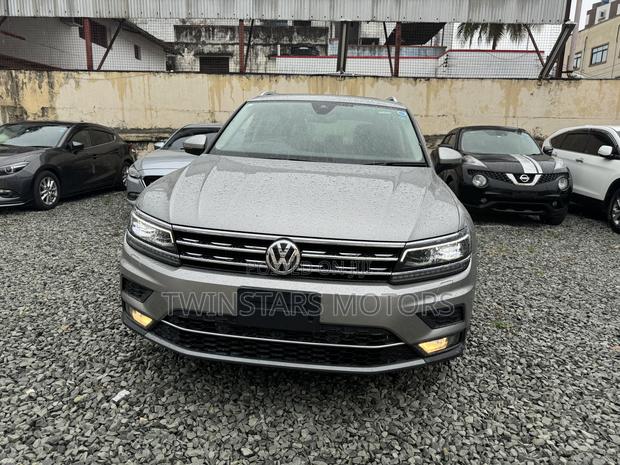 2018 Tiguan Gold Volkswagen - A Compact SUV with Extraordinary Features