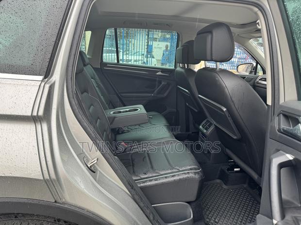 2018 Tiguan Gold Volkswagen - A Compact SUV with Extraordinary Features
